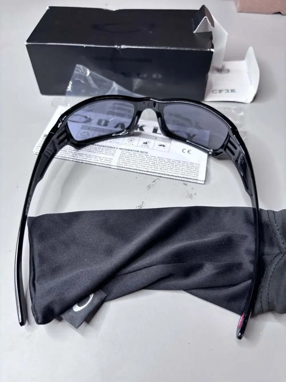 New Oakley Sunglasses OO9238 FIVES SQUARED 923810 Black gray